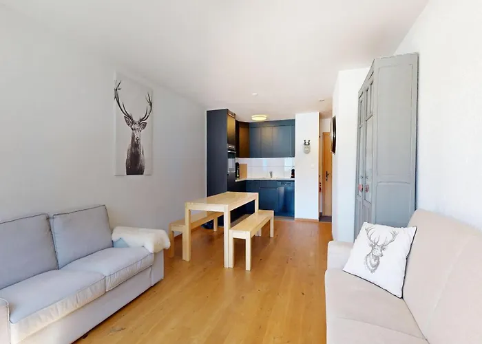 Bright In The Centre - Haute-nendaz Apartment